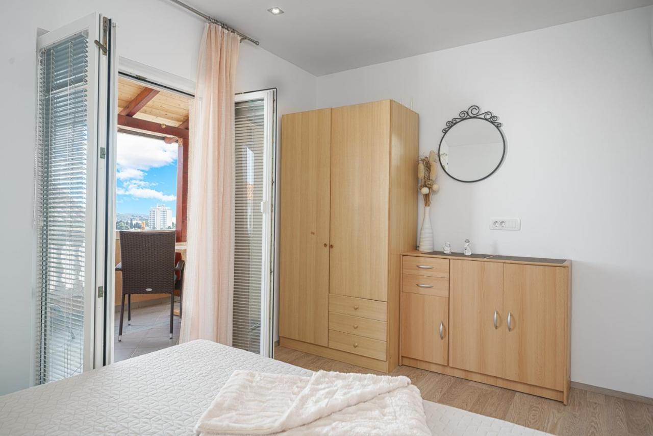 Apartments Vesna Vodice Exterior foto